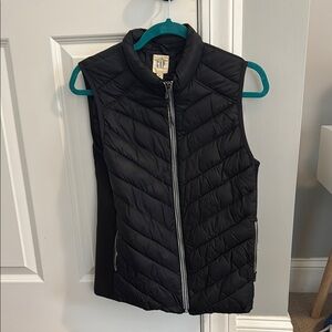 GAP Women's Black Quilted Vest